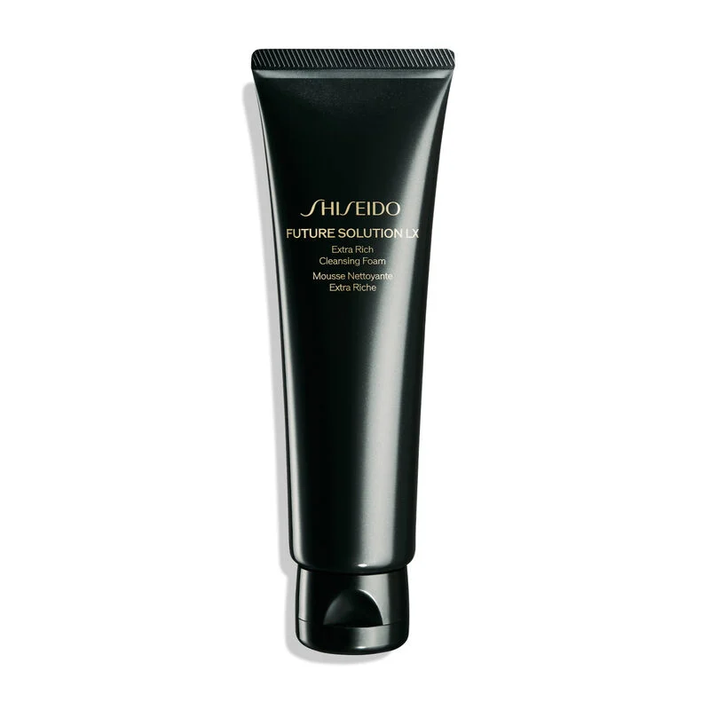 151-future-solution-lx-extra-rich-cleansing-foam-1.webp Future Solution LX Extra Rich Cleansing Foam