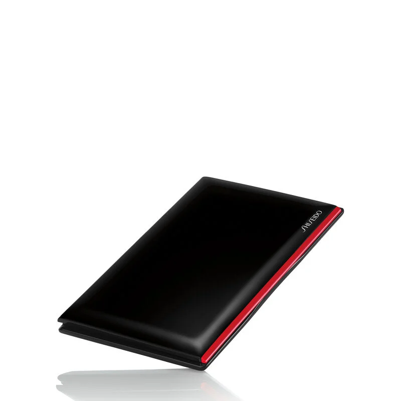 186-synchro-skin-invisible-silk-pressed-powder-3.webp SYNCHRO SKIN Invisible Silk Pressed Powder