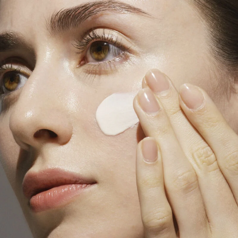216-future-solution-lx-universal-defense-spf-50-4.webp Future Solution LX Universal Defense SPF 50