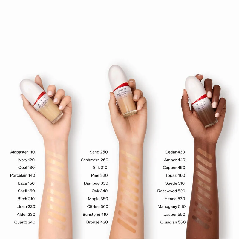 277-revitalessence-skin-glow-foundation-spf-30-5.webp REVITALESSENCE SKIN GLOW Foundation SPF 30