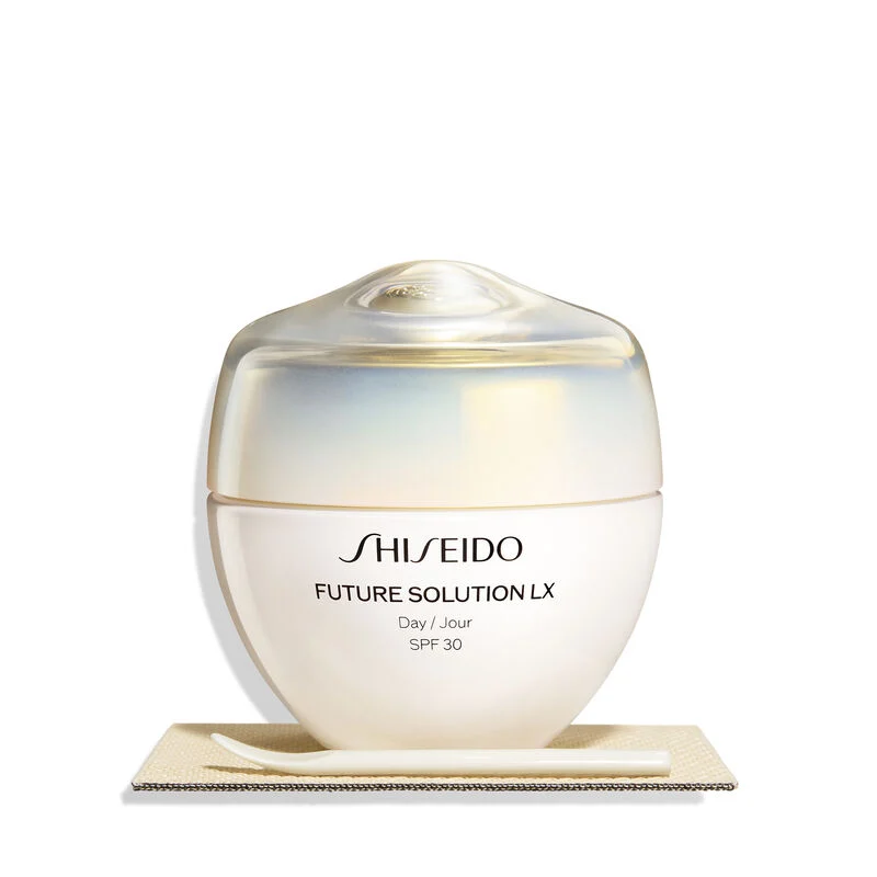 300-future-solution-lx-total-protective-cream-spf-30-1.webp Future Solution LX Total Protective Cream SPF 30